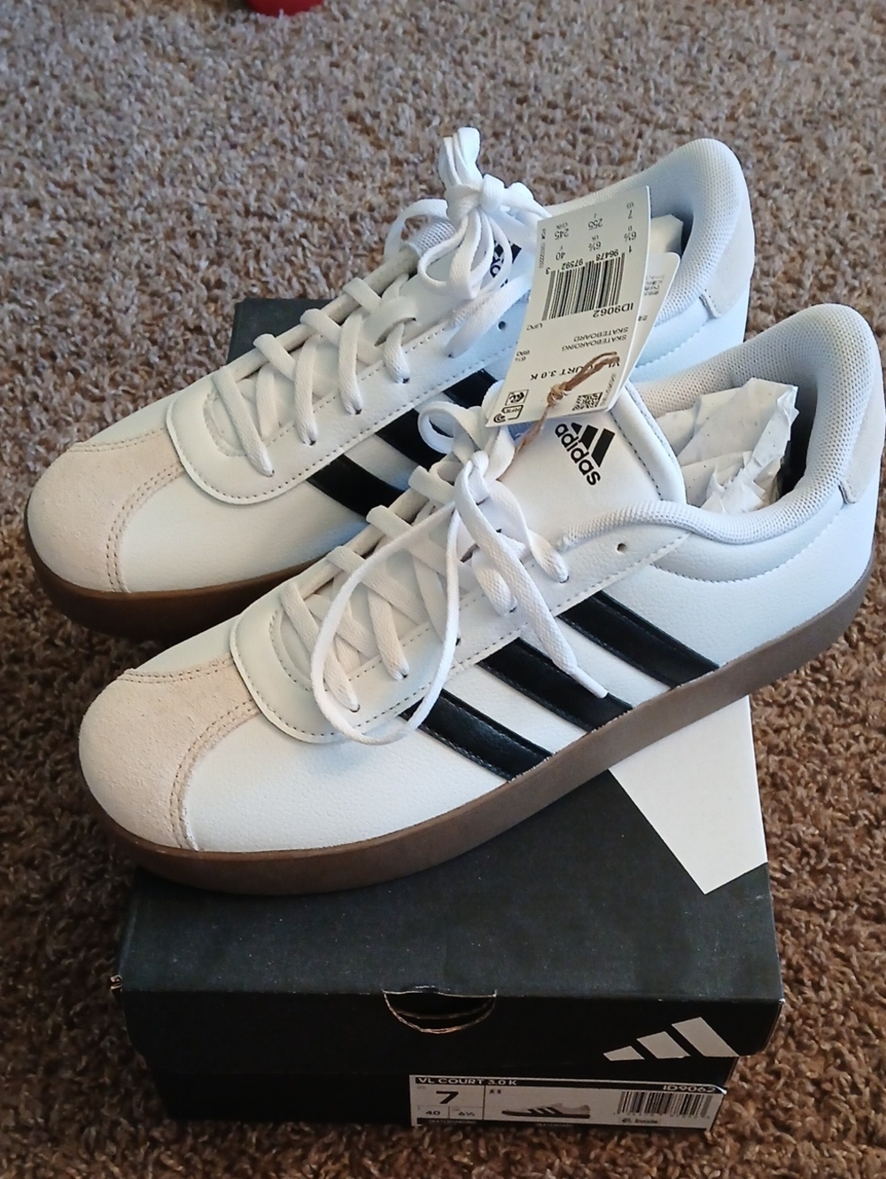NIB Unisex Adidas VL Court 3.0K White & Black Sneakers, Sz 7 Youth / 9  Women's